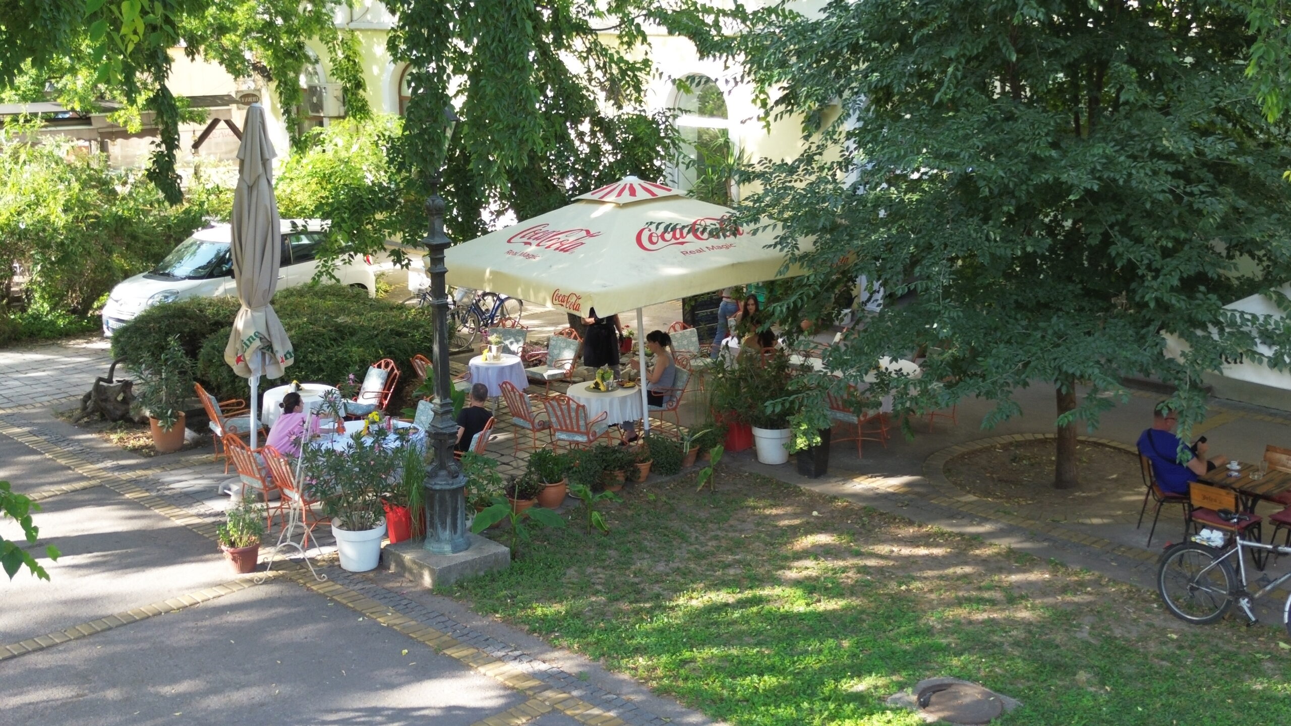 snimanje dronom kafić